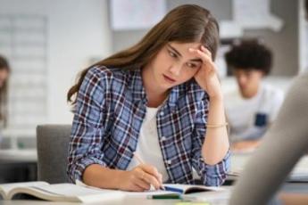 موفقیت تحصیلی در نوجوانان