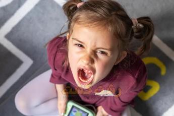 کنترل خشم هنگام عصبانیت کودک