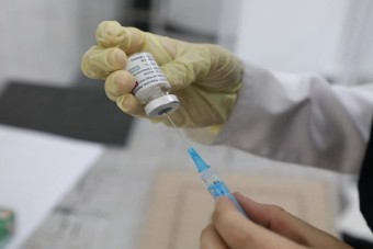 تزریق واکسن به کودکان زیر 5 سال
