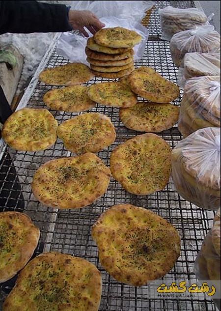 تصویر شماره طرز تهیه نان کاکولی خوشمزه و سنتی به روش شهرکردی