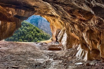 غار دربند رشی گیلان